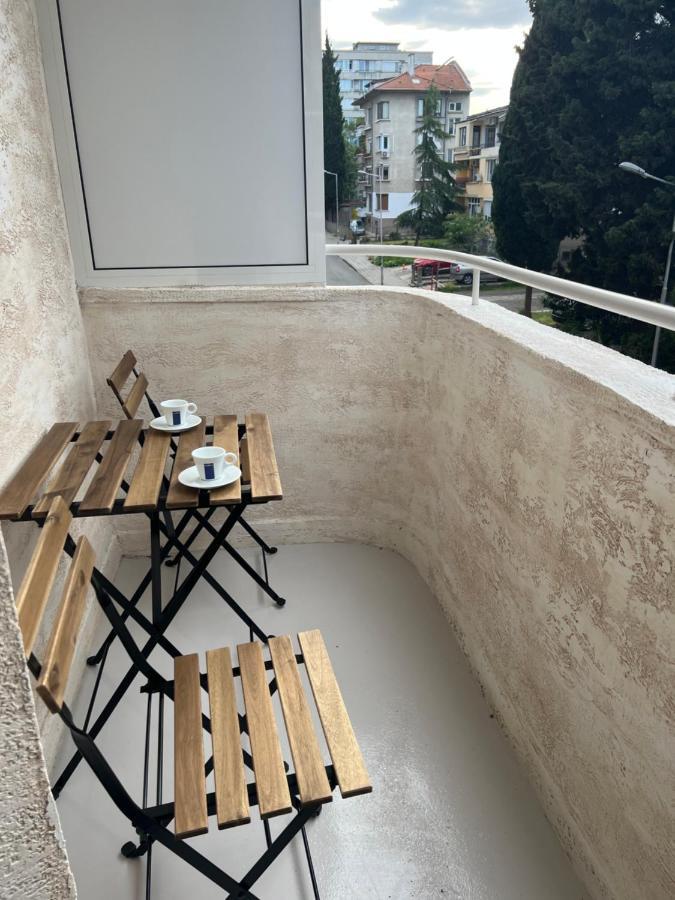 Елегантен Двустаен Апартамент Four Seasons Burgas Extérieur photo